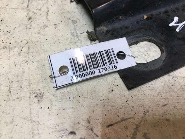 kronstein-krepleniia-zadnego-bampera-audi-100-c4-levyi-pravyi-art-37826-big-1