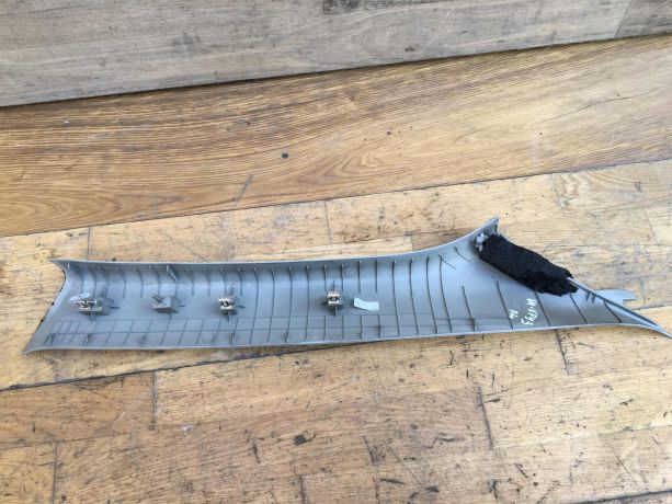 nakladka-stoiki-salona-levaia-vnutrenniaia-peredniaia-chevrolet-cruze-do-rest-art-38582-big-2