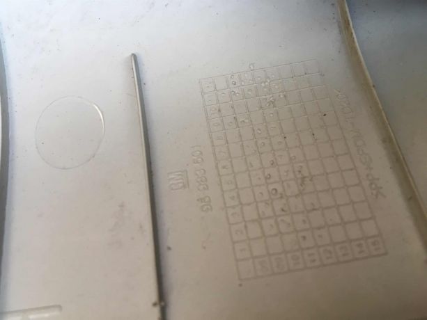 nakladka-stoiki-salona-levaia-vnutrenniaia-peredniaia-chevrolet-cruze-do-rest-art-38582-big-3