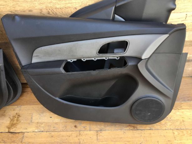 obsivka-dveri-komplekt-chevrolet-cruze-do-rest-pac-art-38608-big-4