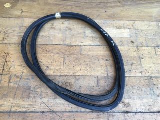 rezinka-dveri-uplotnitelnaia-peredniaia-levaia-chevrolet-cruze-do-rest-art-38641