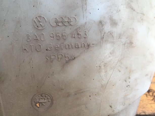 bacok-omyvatelia-volkswagen-passat-b4-art-38878-big-2