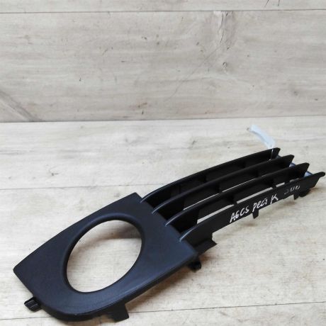 resetka-pravaia-v-perednii-bamper-audi-a6-c5-rest-art-38899-big-0