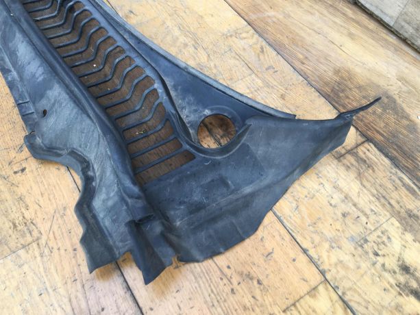 nakladka-zabo-shhitok-pod-steklo-vodootvodiashhii-ford-fusion-usa-ford-mondeo-5-se-ecoboost-art-39709-big-1