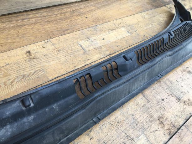 nakladka-zabo-shhitok-pod-steklo-vodootvodiashhii-ford-fusion-usa-ford-mondeo-5-se-ecoboost-art-39709-big-3