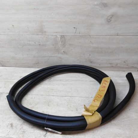 uplotnitel-dveri-rezinka-peredniaia-levaia-hyundai-solaris-art-39968-big-0