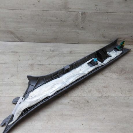 obsivka-stoiki-salona-nakladka-peredniaia-pravaia-hyundai-solaris-art-40351-big-1