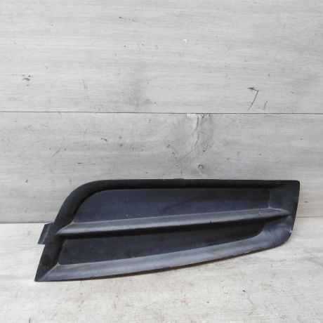 resetka-bampera-pravaia-chevrolet-cruze-art-40559-big-0
