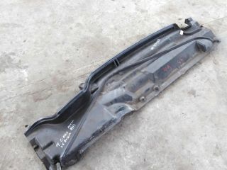 dekorativnaia-nakladka-zabo-dozdevik-vodootvodiashhii-shhitok-ford-c-max-do-rest-art-41054