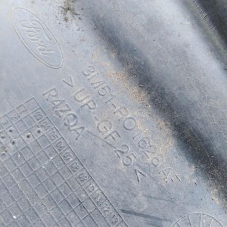 dekorativnaia-nakladka-zabo-dozdevik-vodootvodiashhii-shhitok-ford-c-max-do-rest-art-41054-big-3
