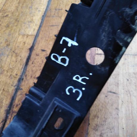 kronstein-zadnego-bampera-pravyi-volkswagen-passat-b7-art-41062-big-0