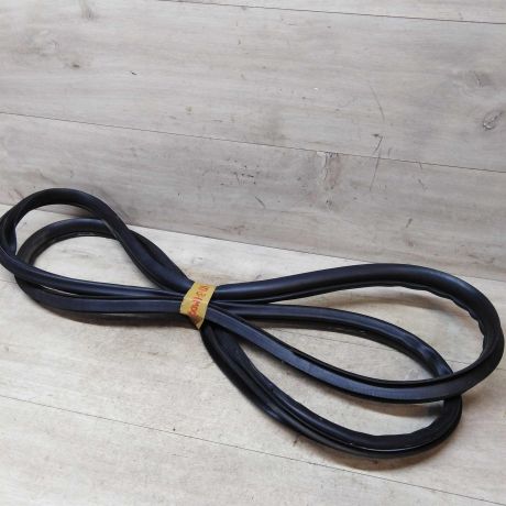 uplotnitel-dveri-perednei-pravoi-mitsubishi-lancer-10-sedan-art-41972-big-0