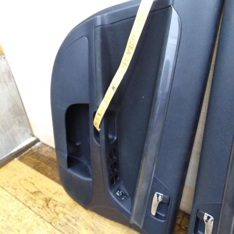 obsivka-dveri-mitsubishi-lancer-10-sedan-komplekt-art-42180-big-3