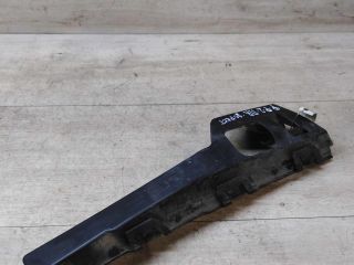 kronstein-krepleniia-perednego-bampera-pravyi-ford-focus-2-do-rest-art-42630