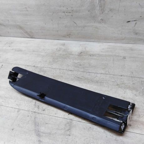 resetka-bampera-levaia-audi-a6-c4-art-42770-big-3