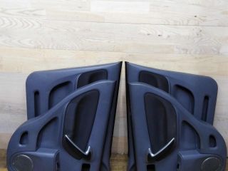 obsivka-dveri-komplekt-toyota-rav4-ii-xa20-art-42940