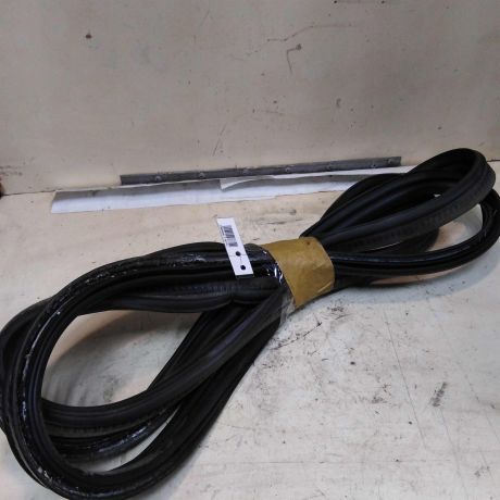 uplotnitel-kryski-bagaznika-universal-ford-focus-3-rest-17gv-art-44493-big-0