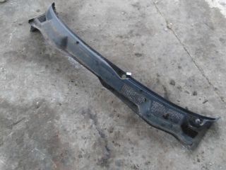 dekorativnaia-nakladka-zabo-dozdevik-vodootvodiashhii-shhitok-opel-astra-g-art-44514