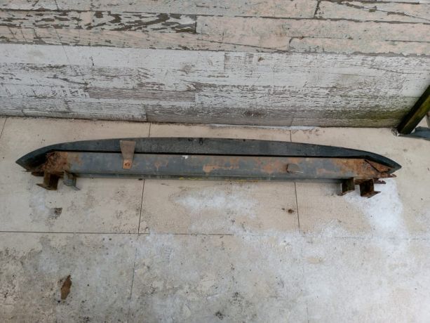 usilitel-zadnego-bampera-ford-focus-1-universal-art-44772-big-0