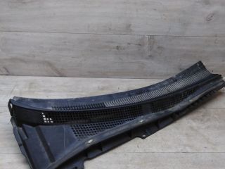 nakladka-dekorativnaia-vodootvodiashhii-shhitok-zabo-dozdevik-pravaia-cast-mazda-6-gg-art-44877