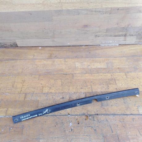 kronstein-zadnego-bampera-napravliaiushhaia-volkswagen-pointer-art-45294-big-0