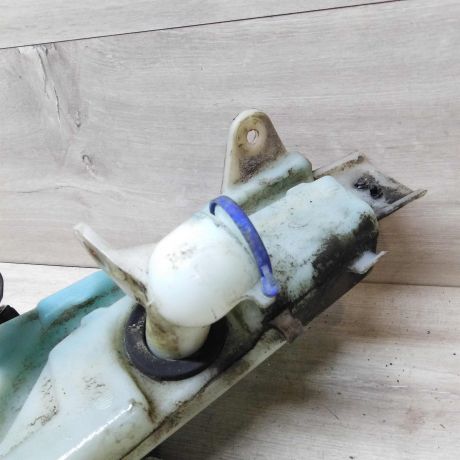 bacok-omyvatelia-ford-focus-2-do-rest-art-45624-big-4