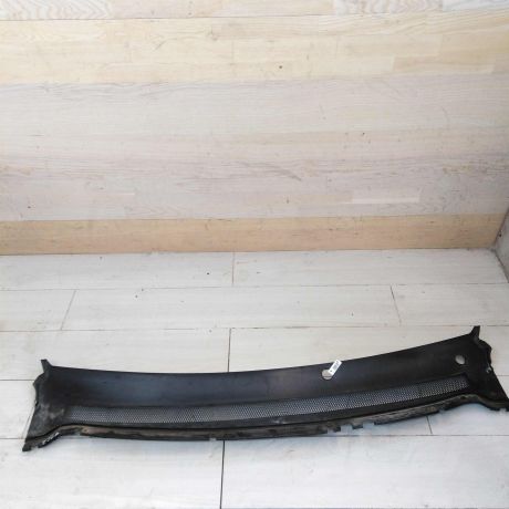 dekorativnaia-nakladka-zabo-dozdevik-vodootvodiashhii-shhitok-ford-focus-2-do-rest-art-45671-big-0