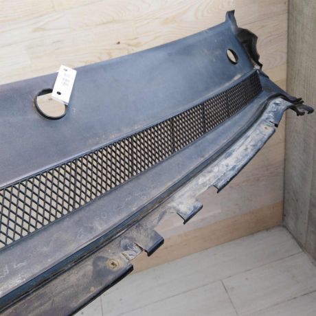 dekorativnaia-nakladka-zabo-dozdevik-vodootvodiashhii-shhitok-ford-focus-2-do-rest-art-45671-big-3