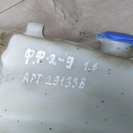 bacok-omyvatelia-lobovogo-stekla-ford-focus-2-do-rest-art-46126-big-3