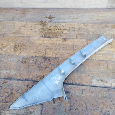 obsivka-levaia-stoiki-salona-nakladka-ford-focus-2-do-rest-art-47379-big-1