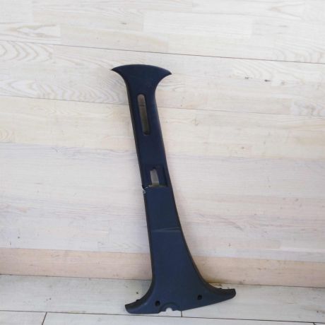 obsivka-nakladka-levaia-srednei-stoiki-vnutrenniaia-lada-largus-art-47742-big-0