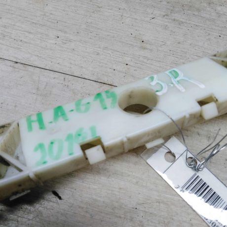 kronstein-krepleniia-zadnego-bampera-pravyi-nissan-almera-iii-g15-art-47879-big-1