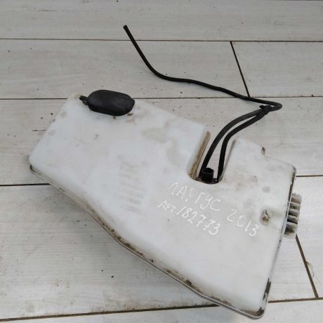 bacok-omyvatelia-stekla-lada-largus-art-47909-big-1