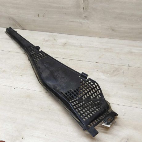 nakladka-dekorativnaia-levaia-dozdevik-zabo-shhitok-vodootvodiashhii-lada-largus-art-48224-big-3