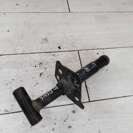 kronstein-levyi-krepleniia-perednego-bampera-bmw-e39-art-48288-big-0