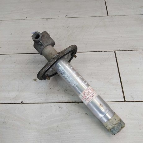 kronstein-pravyi-krepleniia-zadnego-bampera-bmw-e39-art-48453-big-0