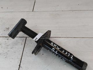 kronstein-perednii-levyi-krepleniia-bampera-bmw-e39-art-48467