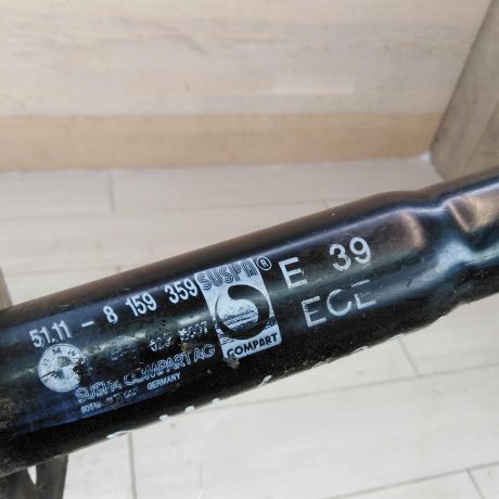 kronstein-perednii-levyi-krepleniia-bampera-bmw-e39-art-48467-big-2