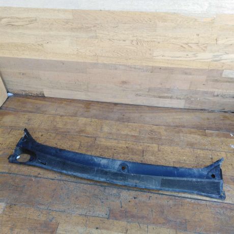 nakladka-dekorativnaia-zabo-dozdevik-vodootvodiashhii-shhitok-renault-sandero-stepway-art-48612-big-0