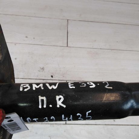 kronstein-krepleniia-bampera-perednii-pravyi-bmw-e39-art-48615-big-1
