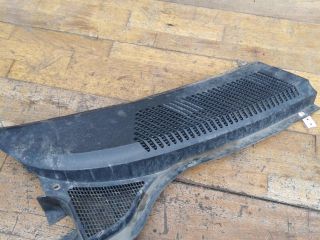 nakladka-dekorativnaia-pravaia-zabo-dozdevik-vodootvodiashhii-shhitok-renault-scenic-1-do-rest-art-49517