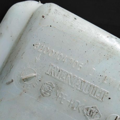 bacok-omyvatelia-stekla-renault-scenic-2-rest-art-50110-big-1