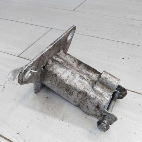 kronstein-krepleniia-perednego-usilitelia-renault-scenic-2-rest-art-50243-big-0