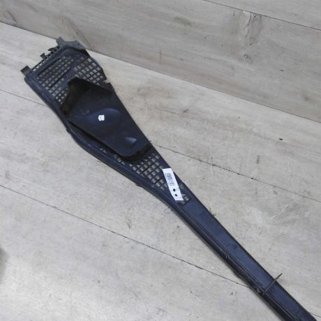 nakladka-dekorativnaia-zabo-dozdevik-vodootvodiashhii-shhitok-levyi-renault-logan-i-art-53134-big-1