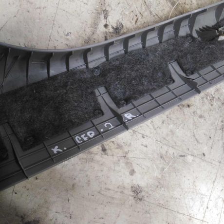 nakladka-stoiki-salona-obsivka-peredniaia-pravaia-kia-cerato-2-art-53734-big-2