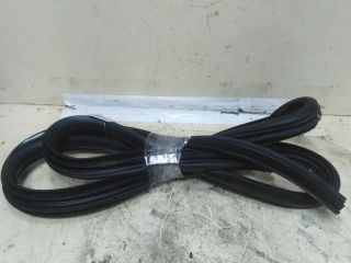 uplotnitel-dveri-perednii-pravyi-kia-cerato-2-art-53857