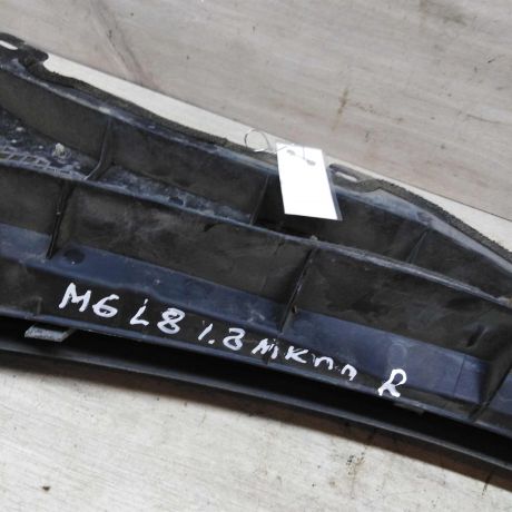 nakladka-dekorativnaia-pravaia-zabo-dozdevik-vodiashhii-shhitok-mazda-6-gg-art-54607-big-1