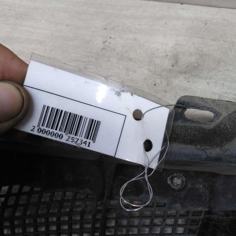 nakladka-dekorativnaia-pravaia-zabo-dozdevik-vodiashhii-shhitok-mazda-6-gg-art-54607-big-2