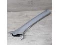 obsivka-stoiki-pravaia-peredniaia-nakladka-salona-volkswagen-jetta-5-art-55328-small-0