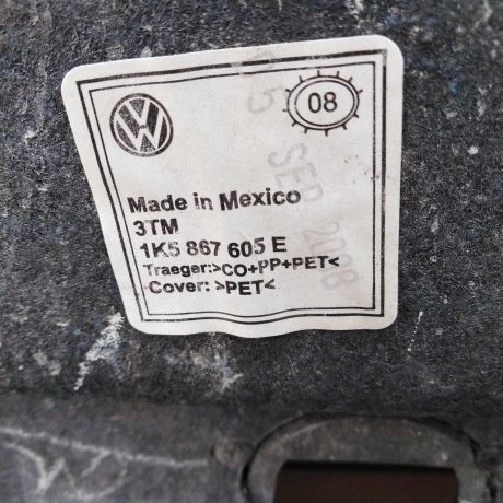 nakladka-kryski-bagaznika-volkswagen-jetta-5-art-55367-big-3